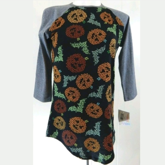 Lularoe Jack-o'-lantern Bat Randy Tee - Picture 1 of 5